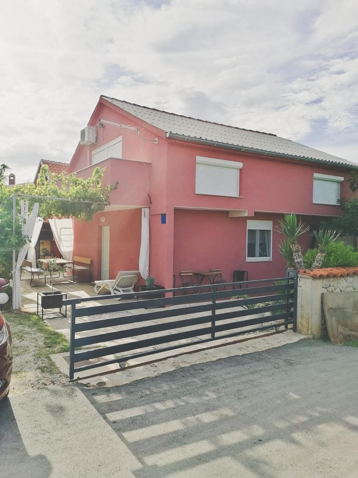 House For Rent Paola Villa Razanac Ngoại thất bức ảnh