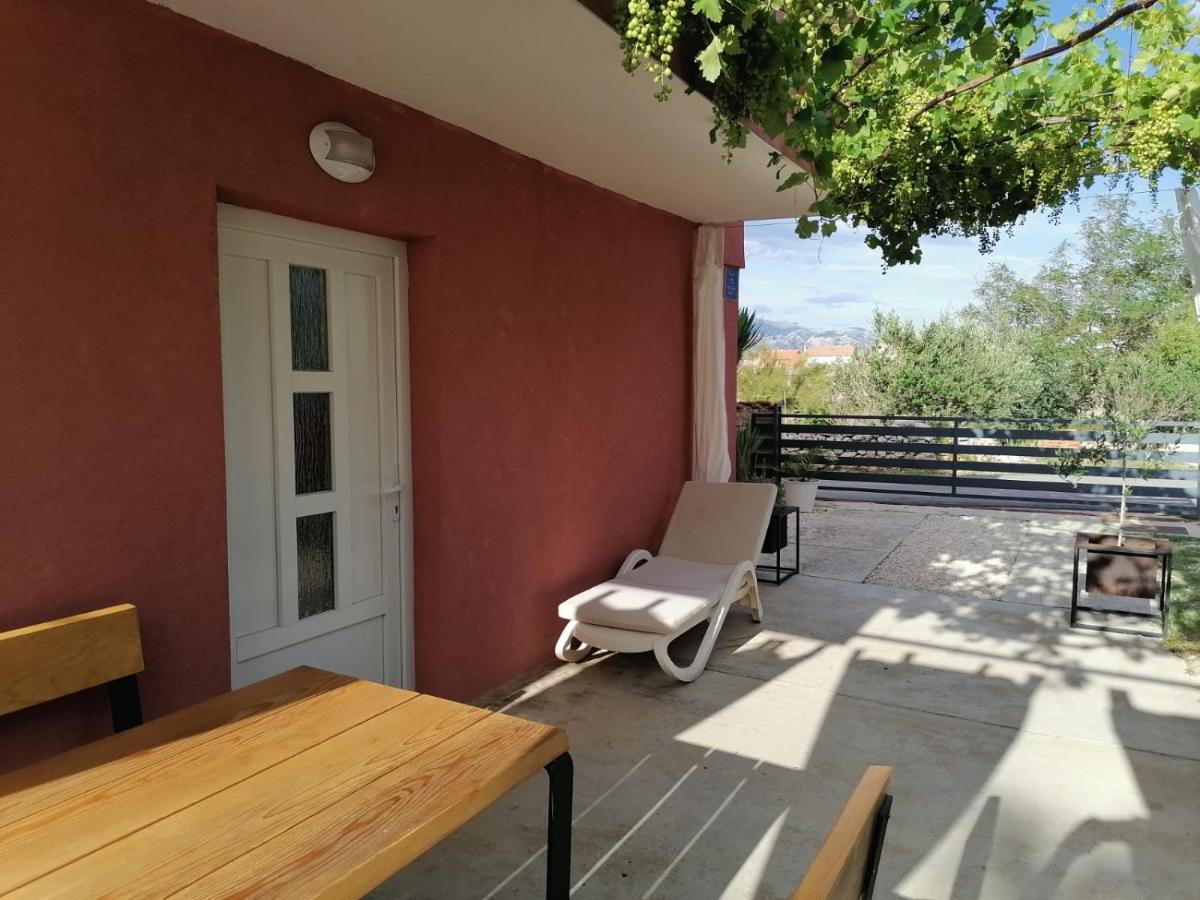 House For Rent Paola Villa Razanac Ngoại thất bức ảnh