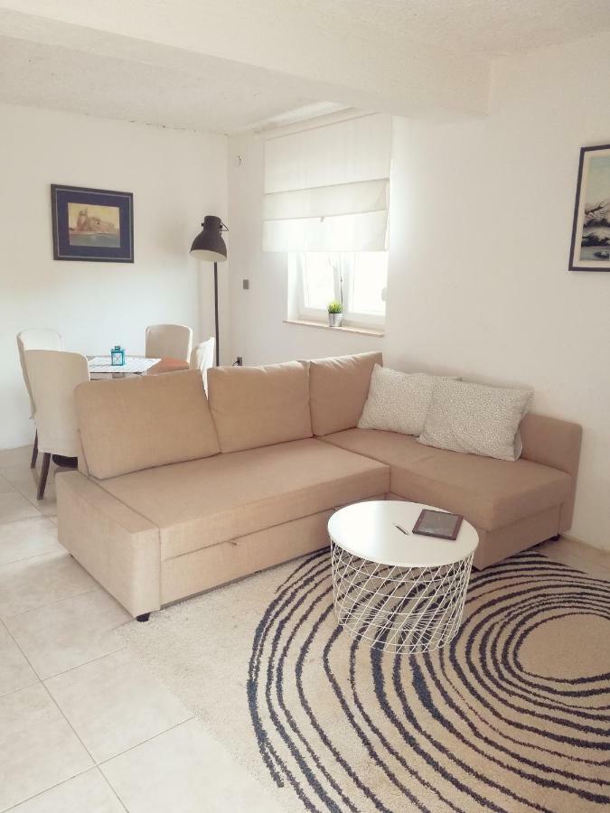 House For Rent Paola Villa Razanac Ngoại thất bức ảnh